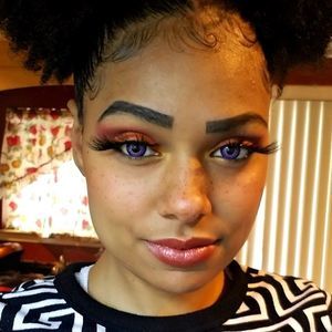 Meet your Posher, Kyrah